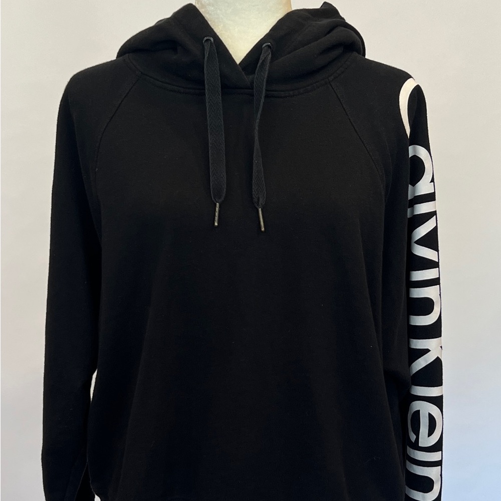 WLSS024 Calvin Klein Performance Women’s Black Hoodie With Thumb Holes XL